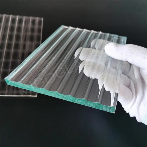 Helder en ijzerarm Moru-patroonglas