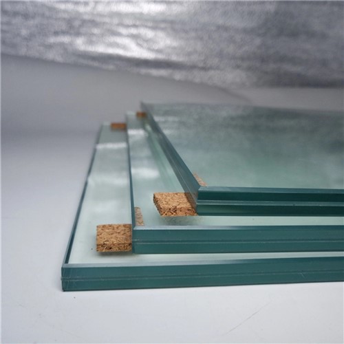 Beveiliging gelamineerd glazen hek